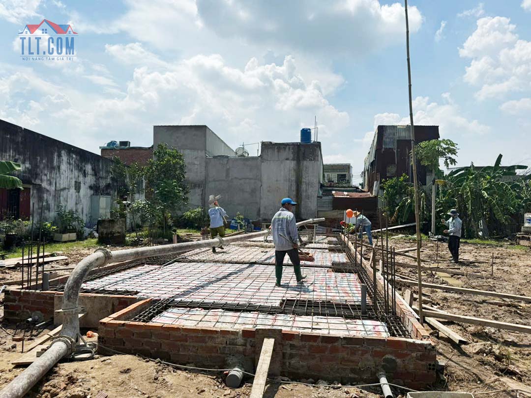 Thi c&ocirc;ng x&acirc;y dựng nh&agrave; tại H&oacute;c M&ocirc;n