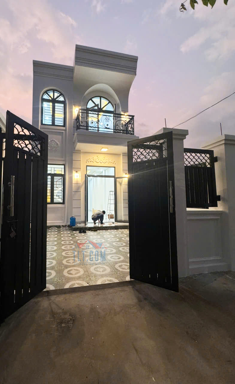 Thi c&ocirc;ng x&acirc;y dựng nh&agrave; ho&agrave;n thiện