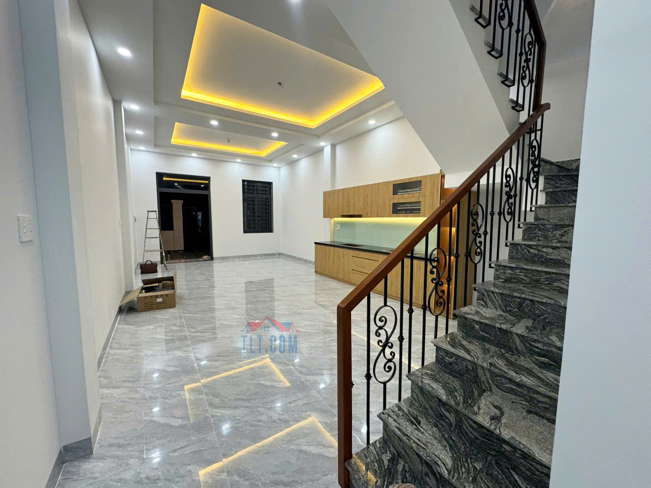 Kh&ocirc;ng gian ph&ograve;ng kh&aacute;ch kết hợp ph&ograve;ng bếp