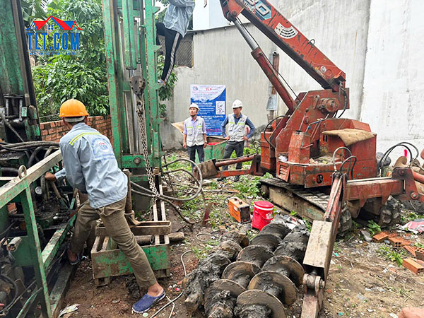 Thi c&ocirc;ng &eacute;p cọc