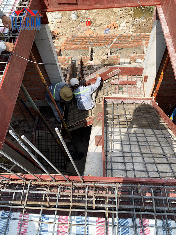 Thi c&ocirc;ng x&acirc;y dựng nh&agrave; tầng hầm
