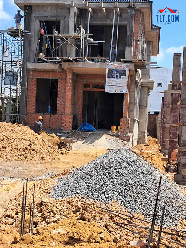 X&acirc;y th&ocirc; mẫu nh&agrave; biệt thự