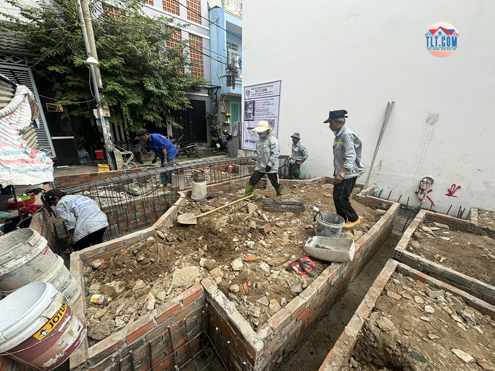 X&acirc;y th&ocirc; nh&agrave; phố