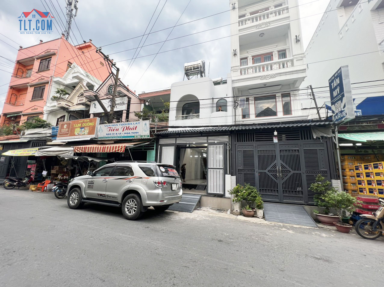 thi c&ocirc;ng ho&agrave;n thiện dự &aacute;n x&acirc;y nh&agrave; mới