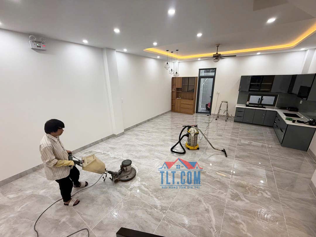 Dọn dẹp vệ sinh c&ocirc;ng nghiệp c&ocirc;ng tr&igrave;nh