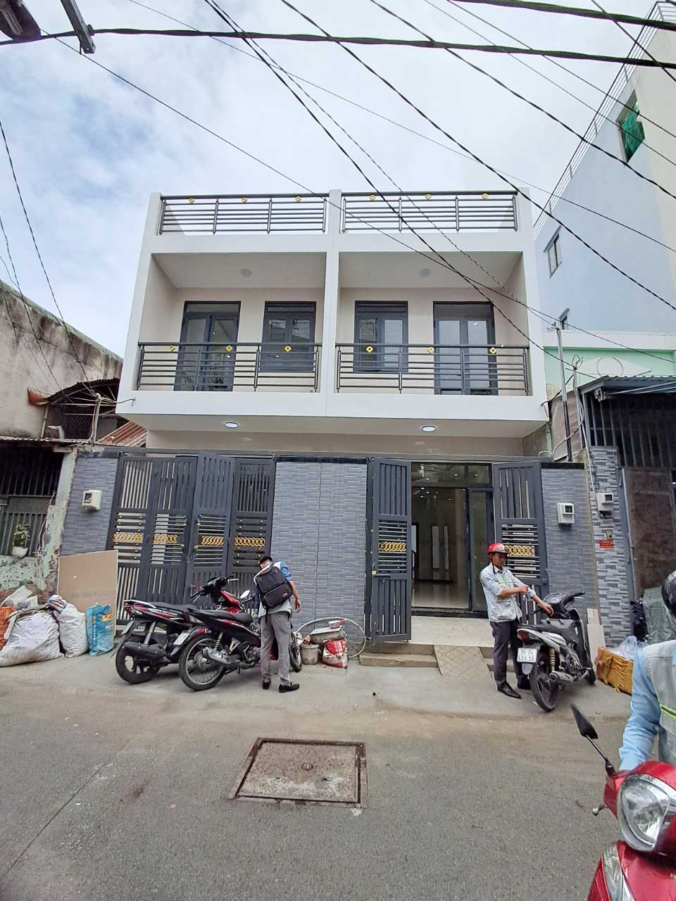 Ho&agrave;n thiện căn nh&agrave; tại B&igrave;nh T&acirc;n
