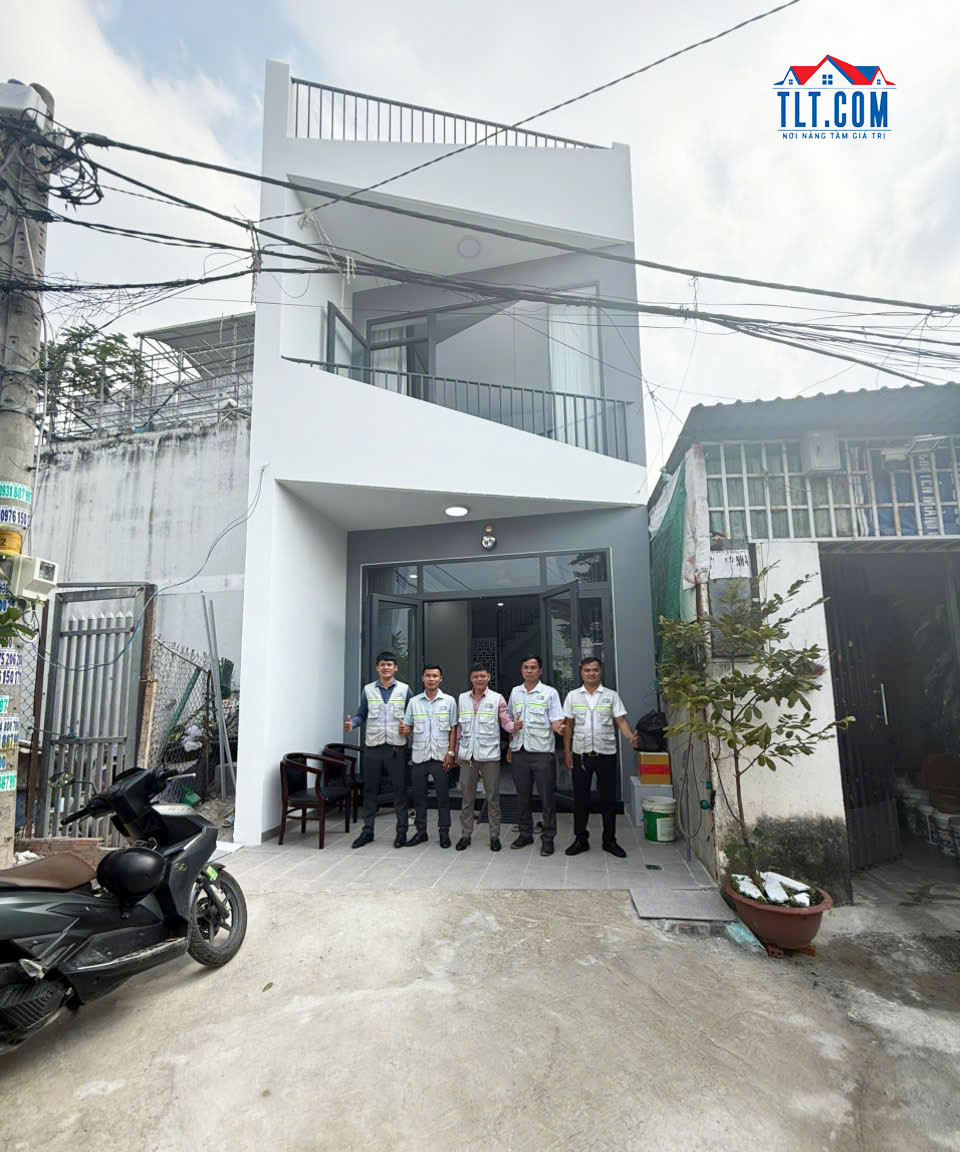 B&agrave;n giao nh&agrave; anh Huy quận 12