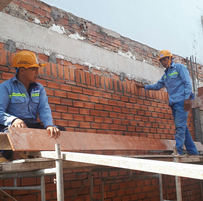 Thi c&ocirc;ng x&acirc;y dựng nh&agrave; trọn g&oacute;i