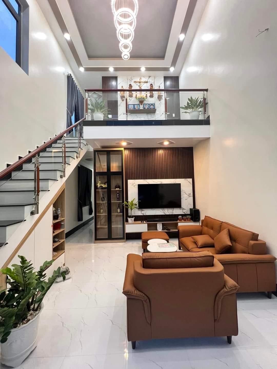 x&acirc;y nh&agrave; cấp 4 c&oacute; g&aacute;c lửng đẹp ở n&ocirc;ng th&ocirc;n
