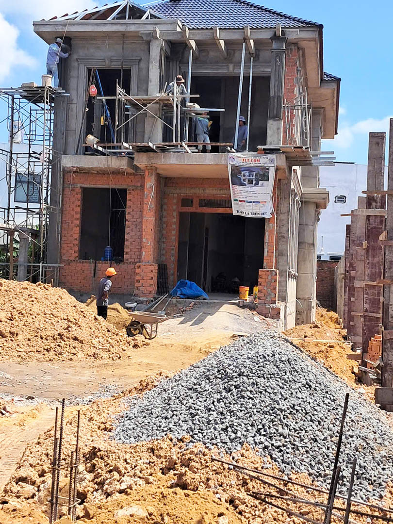 x&acirc;y dựng nh&agrave; phần th&ocirc; mẫu nh&agrave; 1 trệt 1 lầu
