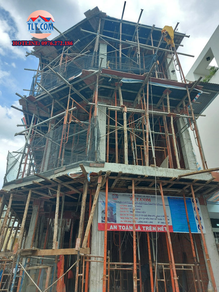 X&acirc;y nh&agrave; phần th&ocirc; trọn g&oacute;i