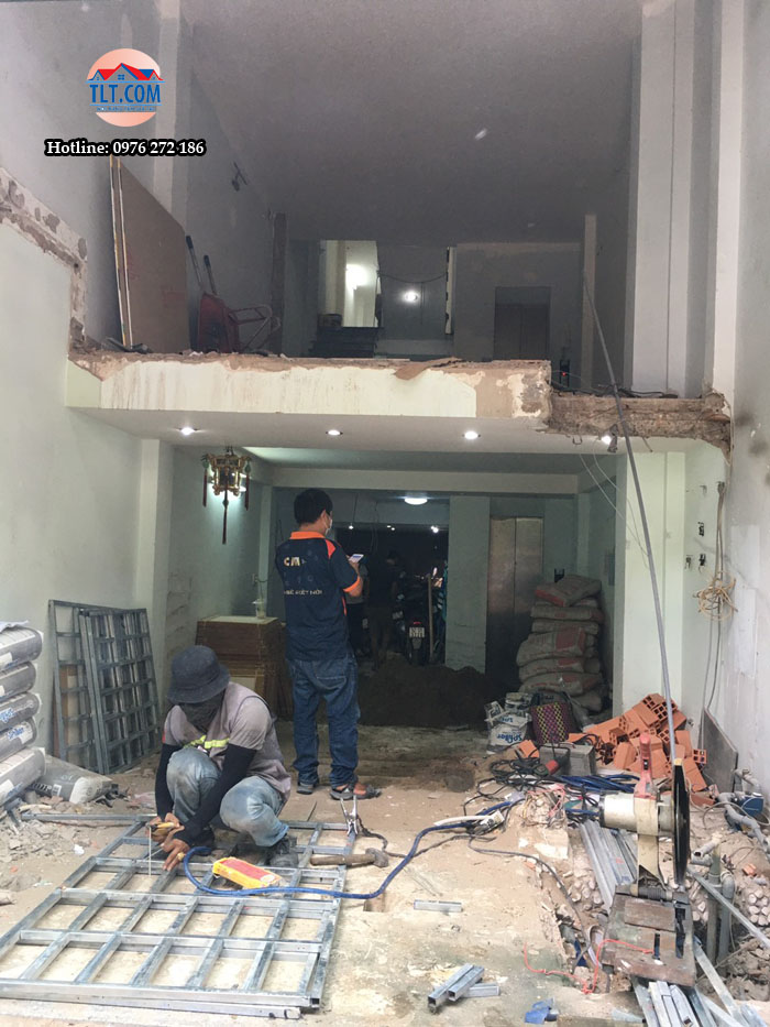 Dịch vụ sửa chữa trần nhà bị nứt