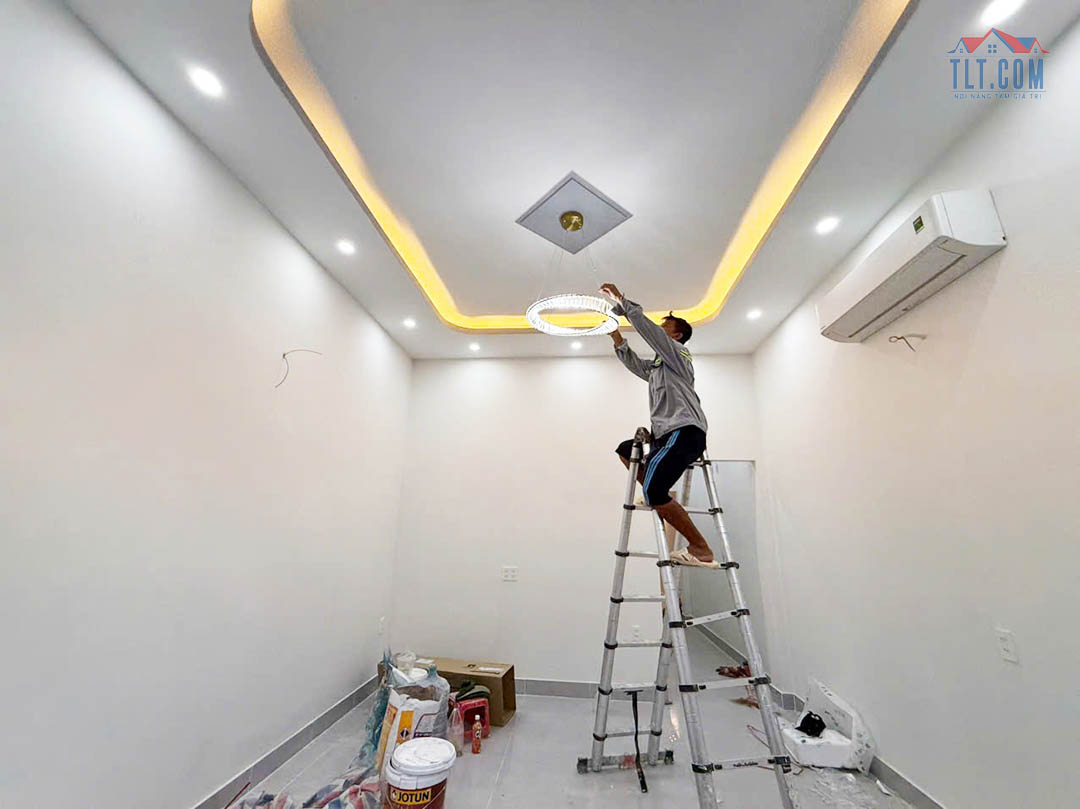 Lắp đặt thiết bị ho&agrave;n thiện phần th&ocirc;