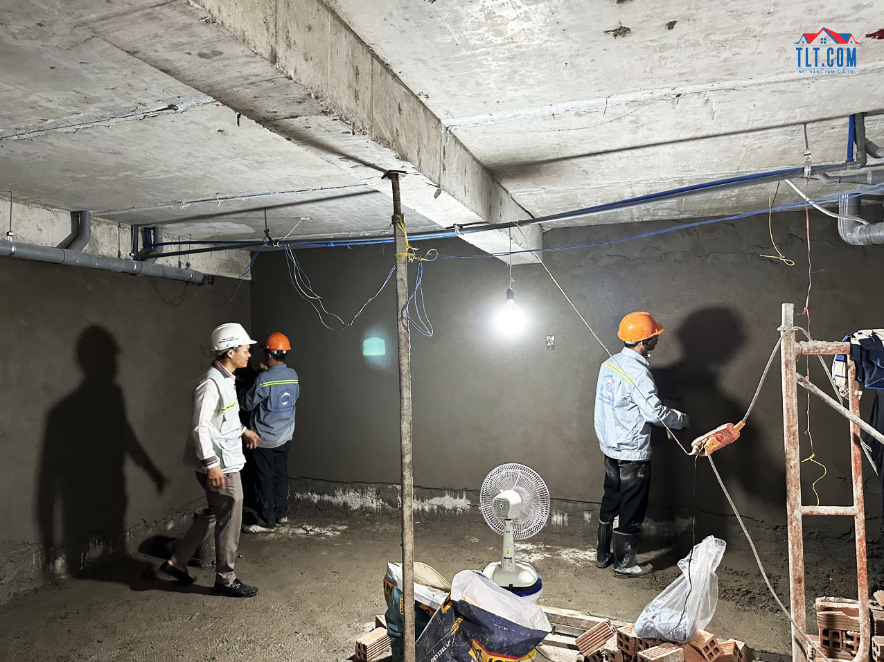 X&acirc;y nh&agrave; dưới tầng hầm 