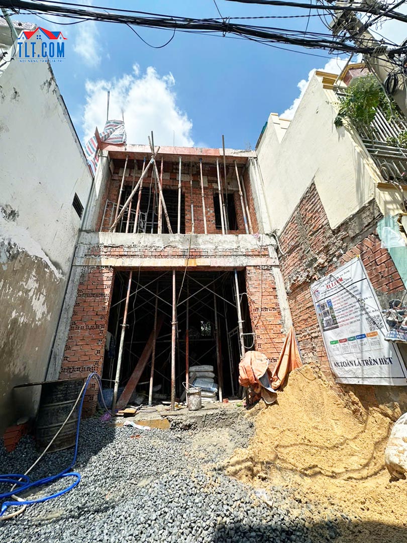 thi c&ocirc;ng x&acirc;y dựng nh&agrave; phần th&ocirc;