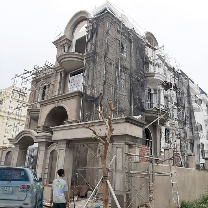 Thi c&ocirc;ng x&acirc;y biệt thự th&ocirc; tại B&agrave; Rịa Vũng T&agrave;u